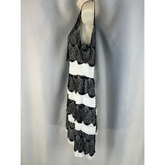 BCBGMaxAzria White Black Lorenna Lace Dress $268 - Picture 6 of 13